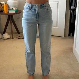 Abercrombie & Fitch Curve Love Ultra High Rise 90s Straight Jean